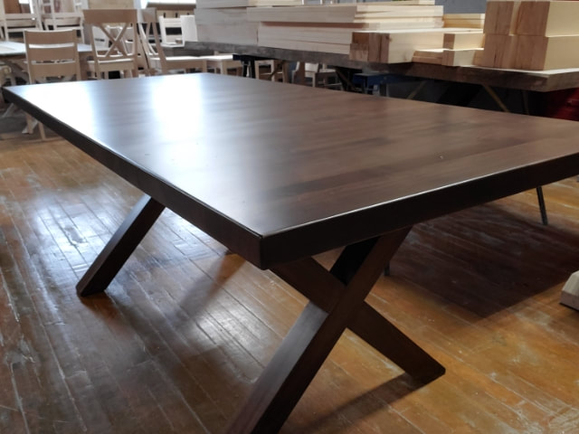 Custom modern furniture, custom modern dining table, custom modern table, modern solid wood table, custom built modern dining table, modern dining tables near me, Mid-century modern dining tables, where to buy a modern dining table, local modern dining tables, custom modern wood table