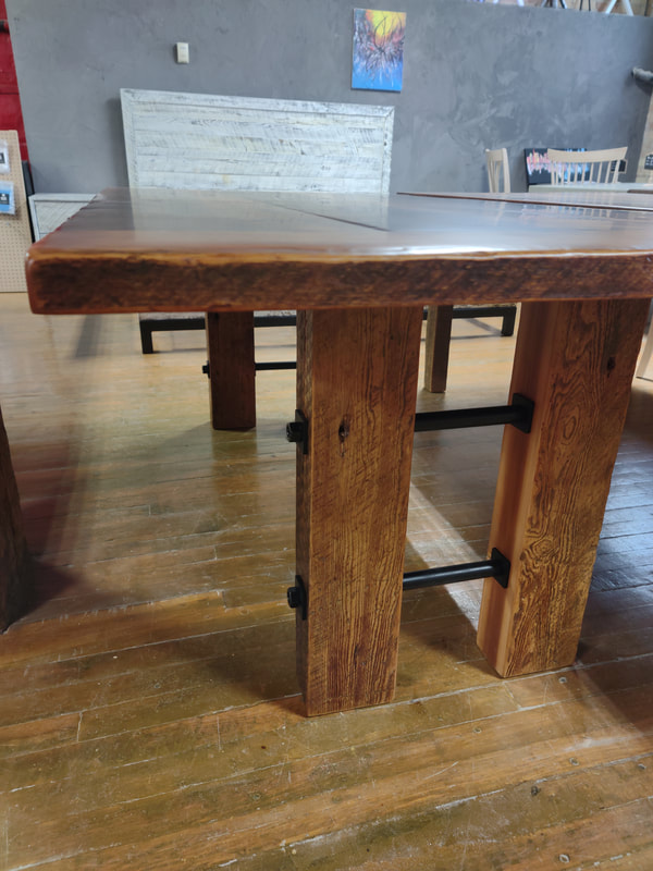 Reclaimed wood furniture, St jacobs furnishings, st jacobs furniture, Rustic furniture, Canadian Furniture, mennonite furniture, custom wood table, rustic wood table, Toronto furniture makers