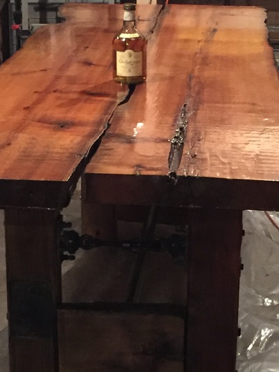 Rustic live edge tables near Toronto, rustic live edge tables in Ontario, Live edge furniture near Toronto 